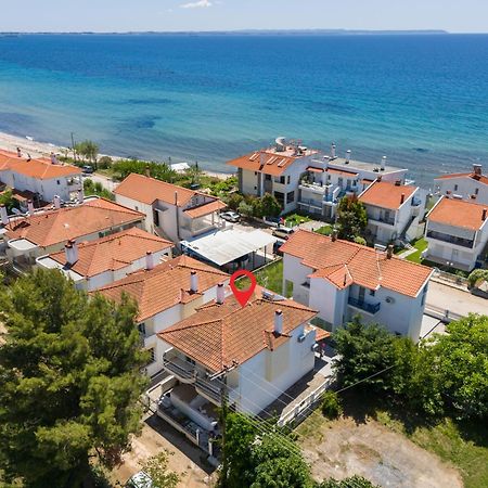 Alexandra'S Maisonette. Paralía Dionysíou Eksteriør bilde